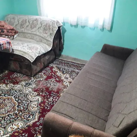 -na Dan-apartman- 招待所 谢尼察